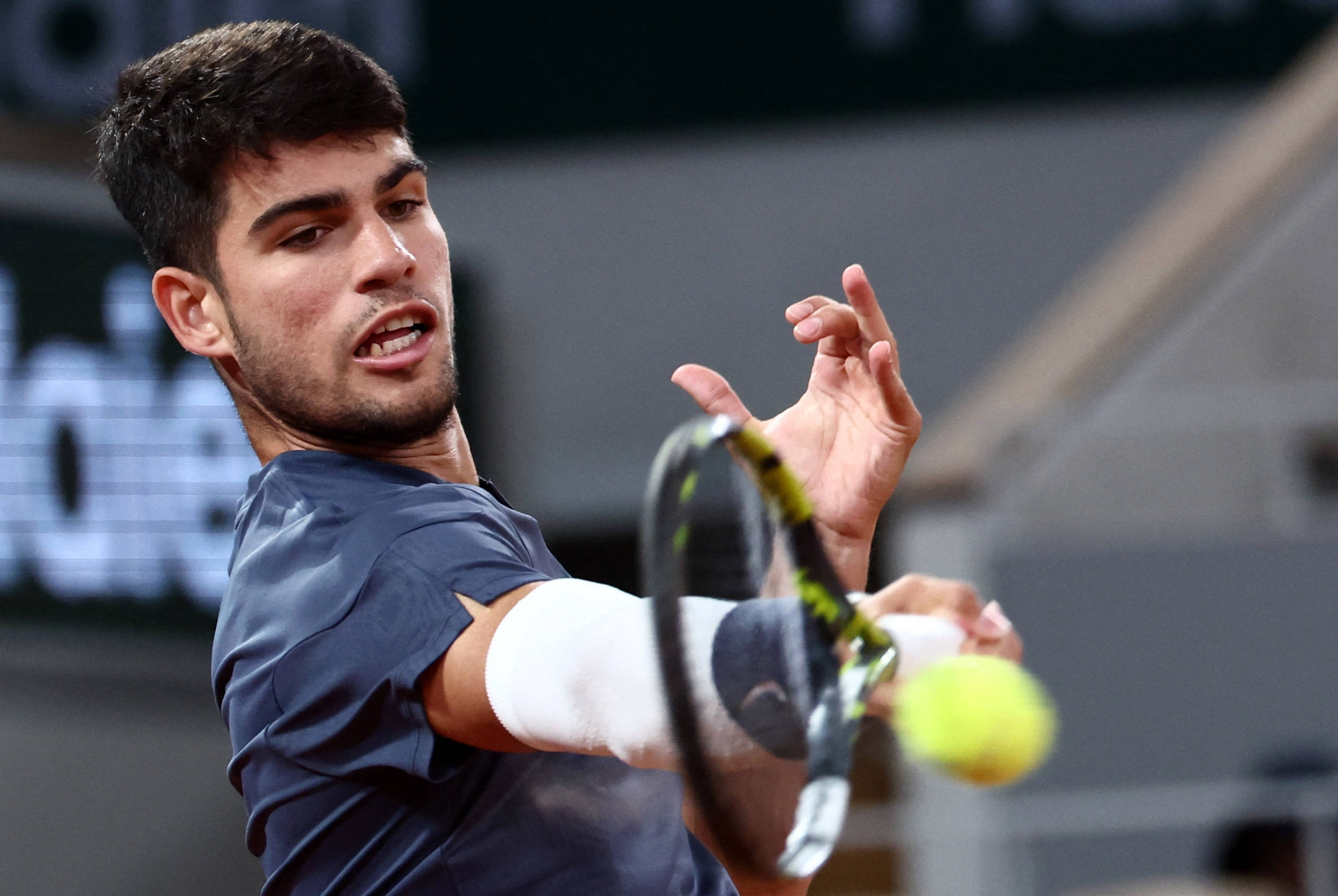 门将难以判 门将难以判